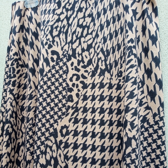 ECI Animal Print Checkered Black Tan Skirt Medium - Picture 4 of 5
